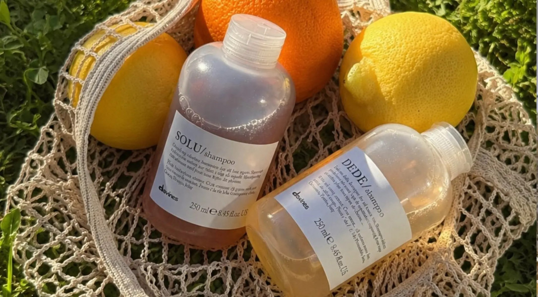 Двойная выгода Davines: При покупке двух полноценных продуктов Davines, дарим шампунь, кондиционер или маску из серии Essential Haircare